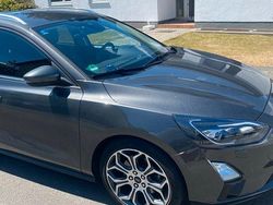 Gebraucht 2018 Ford Focus Kombi | 13.700 €