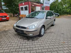 Gold Gebraucht 2003 Ford Focus Limousine | 1.199 € (Guter Preis)