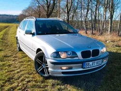 Grau Gebraucht 2000 BMW 320 M Sport Kombi | 1.999 €
