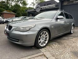 Grau Gebraucht 2009 BMW 520 Advantage Kombi | 2.999 € (Guter Preis)