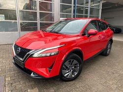 Rot Gebraucht 2023 Nissan Qashqai Acenta SUV | 17.500 € (Guter Preis)
