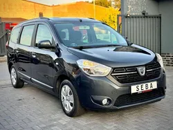 Grau Gebraucht 2017 Dacia Lodgy Lauréate Van / Kleinbus | 7.999 € (Guter Preis)