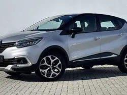 Silber Gebraucht 2018 Renault Captur Intens SUV | 11.470 € (Fairer Preis)