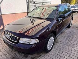 Violett Gebraucht 1996 Audi A4 Limousine | 1.700 € (Guter Preis)
