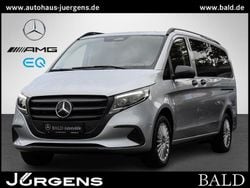 Silber hightechsilber metallic Gebraucht 2024 Mercedes Vito Van / Kleinbus | 49.490 €