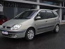 Grün Gebraucht 2002 Renault Scénic Van / Kleinbus | 1.100 € (Fairer Preis)