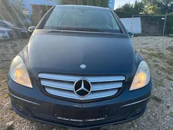 Schwarz Gebraucht 2006 Mercedes B200 Van / Kleinbus | 2.850 € (Fairer Preis)