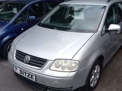 Silber Gebraucht 2003 VW Touran Van / Kleinbus | 2.850 € (Etwas zu teuer)