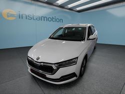 Weiß Gebraucht 2023 Skoda Octavia Kombi | 23.899 € (Fairer Preis)
