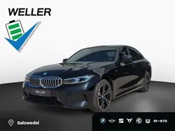 Black sapphire (schwarz) Gebraucht 2024 BMW 330e Comfort Edition Limousine | 44.750 € (Fairer Preis)