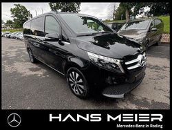 Schwarz Gebraucht 2023 Mercedes V300 Avantgarde Van / Kleinbus | 57.880 € (Superpreis)