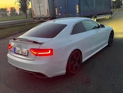 Weiß Gebraucht 2010 Audi RS5 Sport | 26.400 € (Etwas zu teuer)