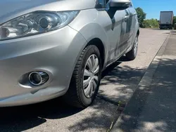 Silber Gebraucht 2010 Ford Fiesta Kleinwagen | 3.990 € (Fairer Preis)