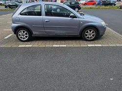 Grau Gebraucht 2005 Opel Corsa Sport Kleinwagen | 750 € (Guter Preis)
