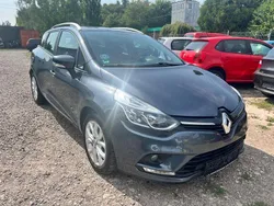 Grau Gebraucht 2019 Renault Clio IV LIMITED Limousine | 10.299 € (Guter Preis)