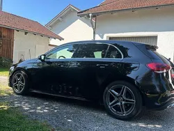 Schwarz Gebraucht 2019 Mercedes A200 AMG line Limousine | 21.500 € (Guter Preis)