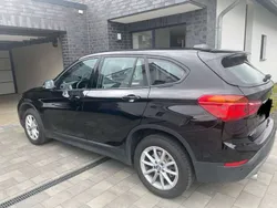 Schwarz Gebraucht 2019 BMW X1 Advantage SUV | 23.000 € (Guter Preis)