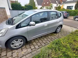 Silber Gebraucht 2009 Honda Jazz Comfort Kleinwagen | 6.700 € (Etwas zu teuer)