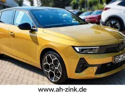 Gelb Gebraucht 2023 Opel Astra GS Line Limousine | 24.500 € (Fairer Preis)