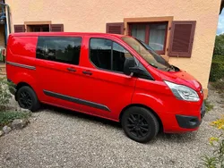 Rot Gebraucht 2017 Ford Tourneo Custom Van | 21.250 € (Fairer Preis)