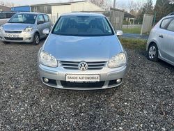 Silber Gebraucht 2007 VW Golf V United Limousine | 3.750 € (Etwas zu teuer)
