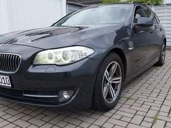 Grau Gebraucht 2013 BMW 520 Performance Kombi | 6.999 € (Superpreis)