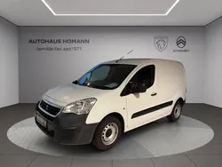 Weiß Gebraucht 2017 Peugeot Partner Avantage Van / Kleinbus | 9.490 € (Fairer Preis)