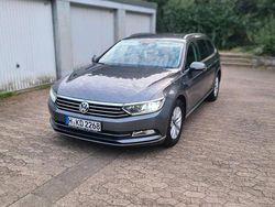 Grau Gebraucht 2017 VW Passat Kombi | 14.300 € (Guter Preis)