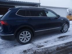 Blau Gebraucht 2021 VW Tiguan Allspace Highline SUV | 23.950 € (Superpreis)
