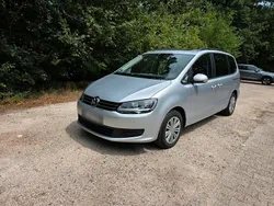 Silber Gebraucht 2025 VW Sharan Van / Kleinbus | 19.000 €