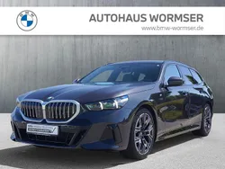 Sophistograu brillanteffekt Gebraucht 2024 BMW 520 M Sport Kombi | 48.790 € (Fairer Preis)