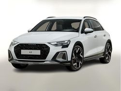 Mythosschwarz metallic Neu 2025 Audi A3 Comfort SUV | 42.080 € (Etwas zu teuer)