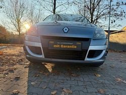 Grau Gebraucht 2009 Renault Scénic III Dynamique Van / Kleinbus | 2.999 € (Guter Preis)