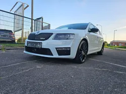 Weiß Gebraucht 2017 Skoda Octavia RS Kombi | 12.500 € (Guter Preis)