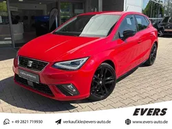 Pure rot Gebraucht 2023 Seat Ibiza Black Edition Limousine | 18.450 € (Etwas zu teuer)