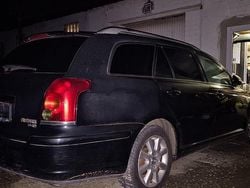 Schwarz Gebraucht 2005 Toyota Avensis Kombi | 1.200 € (Guter Preis)