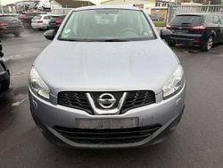Grau Gebraucht 2012 Nissan Qashqai Visia SUV | 3.600 € (Fairer Preis)