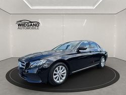 Obsidian black metallic pain Gebraucht 2016 Mercedes E200 Avantgarde Limousine | 21.930 € (Etwas zu teuer)