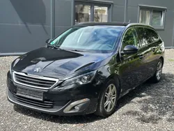 Schwarz Gebraucht 2014 Peugeot 308 Allure Kombi | 3.999 €