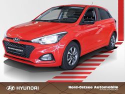 Rot Gebraucht 2020 Hyundai i20 Advantage Limousine | 11.990 € (Fairer Preis)
