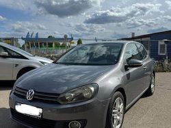 Grau Gebraucht 2009 VW Golf VI Comfortline Limousine | 3.999 € (Fairer Preis)