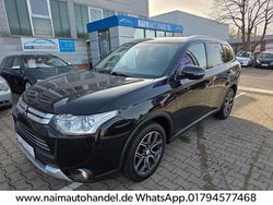 Schwarz Gebraucht 2015 Mitsubishi Outlander Classic Collection Plus SUV | 16.999 € (Teuer)