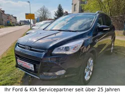 Schwarz Gebraucht 2016 Ford Kuga Titanium SUV | 17.990 € (Teuer)