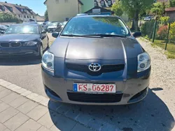 Grau Gebraucht 2007 Toyota Auris Sol Limousine | 2.999 € (Fairer Preis)