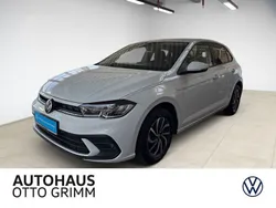 Pure white Gebraucht 2022 VW Polo Life Limousine | 17.960 € (Fairer Preis)