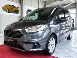 Gebraucht 2019 Ford Tourneo Courier Titanium Van / Kleinbus | 13.490 € (Fairer Preis)