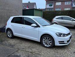 Weiß Gebraucht 2015 VW Golf LOUNGE Limousine | 9.300 € (Guter Preis)