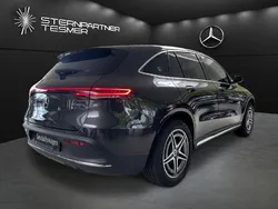 Grau Gebraucht 2022 Mercedes EQC400 AMG line SUV | 69.700 €