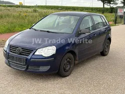 Blau Gebraucht 2005 VW Polo Trendline Limousine | 899 € (Guter Preis)