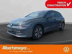 Grau Gebraucht 2024 VW Golf VIII Goal Limousine | 28.400 € (Superpreis)
